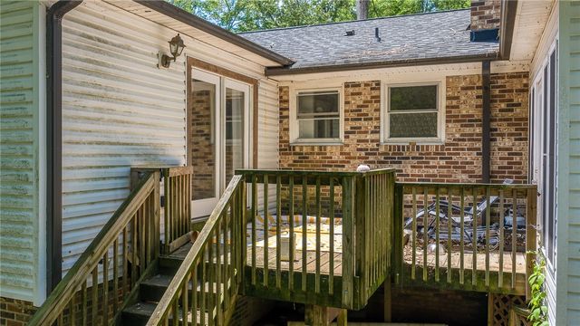 23 Weehawken Circle, Taylors, SC 29687