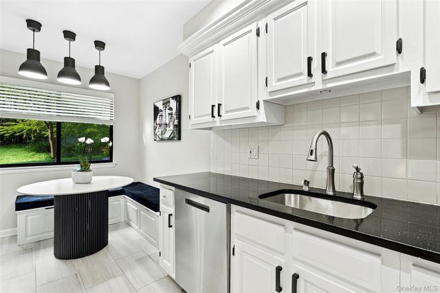 50 Pondview C, Rye, NY 10580