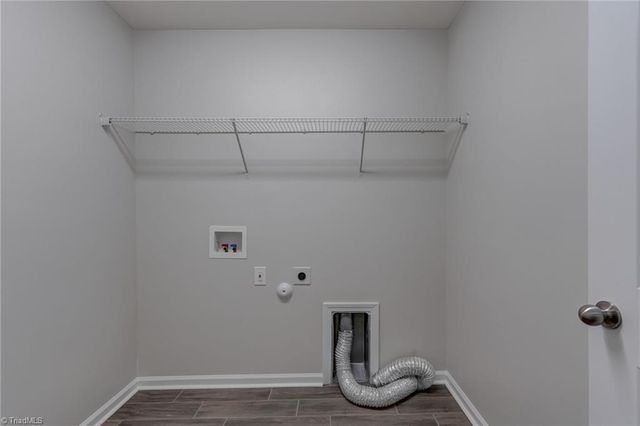 5955 Odenton Lane, Pfafftown, NC 27040