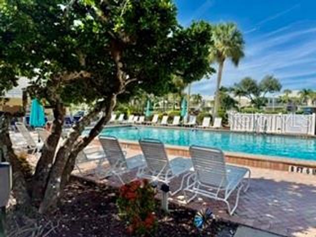408 CERROMAR CIRCLE S 236, Venice, FL 34293