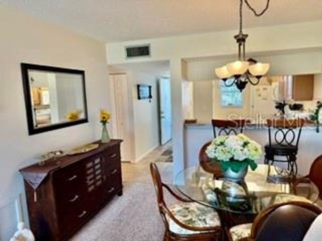 408 CERROMAR CIRCLE S 236, Venice, FL 34293