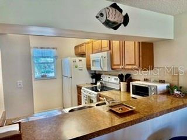 408 CERROMAR CIRCLE S 236, Venice, FL 34293