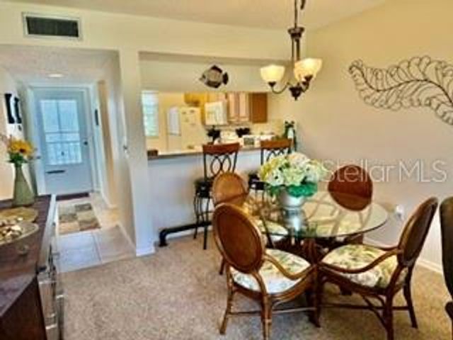 408 CERROMAR CIRCLE S 236, Venice, FL 34293