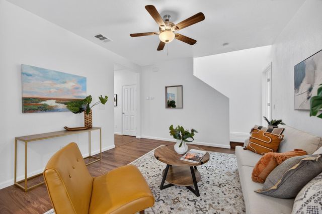 8308 Kossum Way, Elk Grove, CA 95624