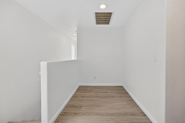 8308 Kossum Way, Elk Grove, CA 95624