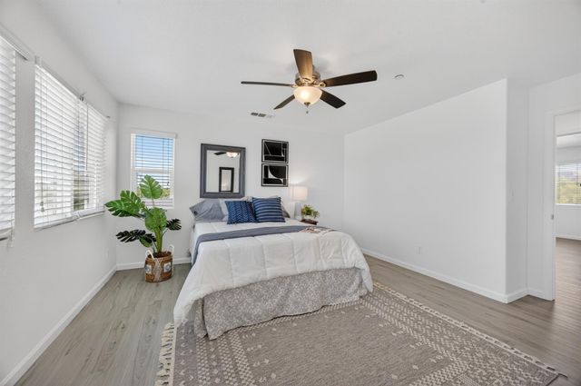 8308 Kossum Way, Elk Grove, CA 95624