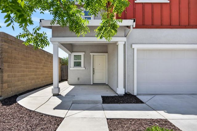 8308 Kossum Way, Elk Grove, CA 95624