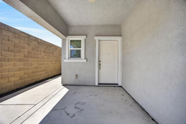 8308 Kossum Way, Elk Grove, CA 95624