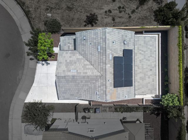 8308 Kossum Way, Elk Grove, CA 95624