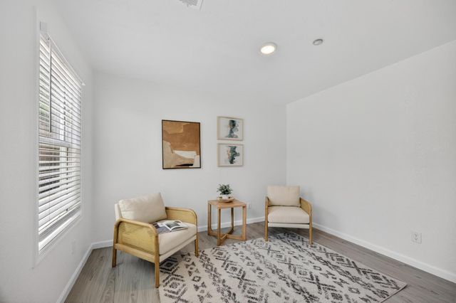 8308 Kossum Way, Elk Grove, CA 95624