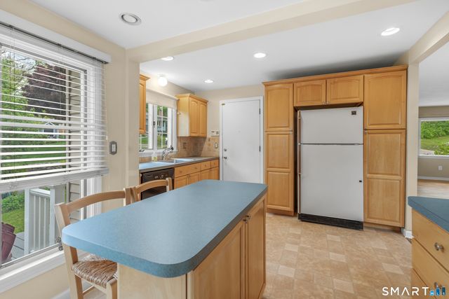 433 Gaylord Drive, Waterbury, CT 06708