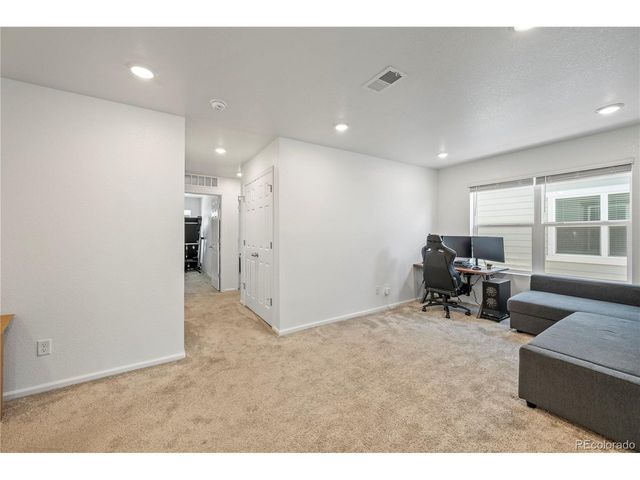 20941 E 60th Ave, Aurora, CO 80019