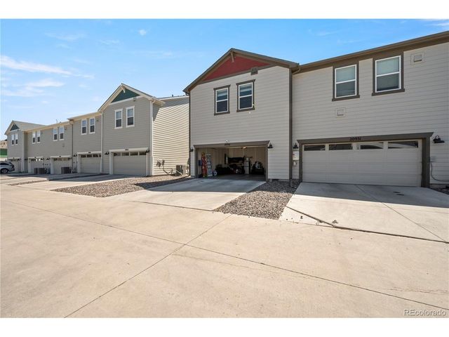 20941 E 60th Ave, Aurora, CO 80019