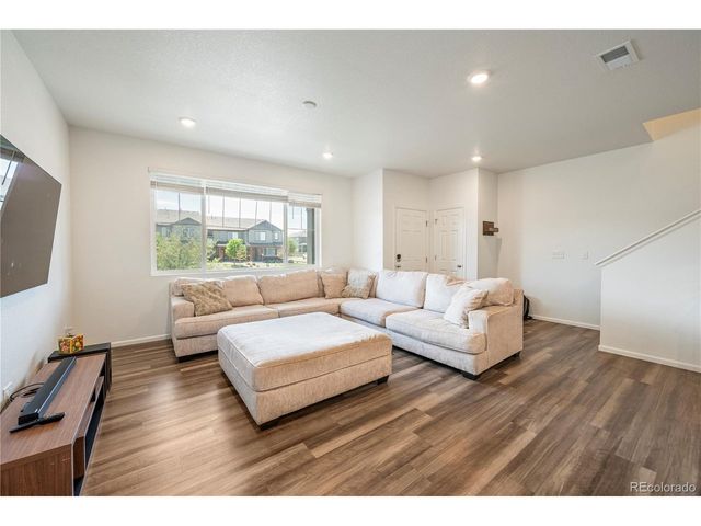 20941 E 60th Ave, Aurora, CO 80019