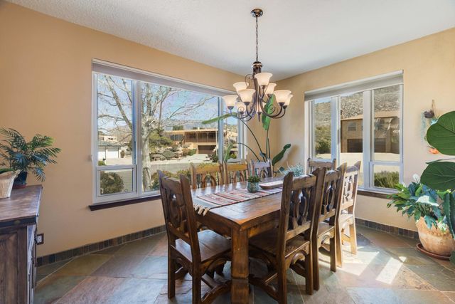 3305 Ocotillo Court NE, Albuquerque, NM 87111