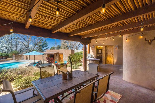 3305 Ocotillo Court NE, Albuquerque, NM 87111