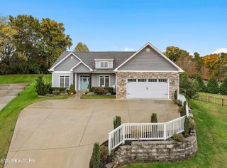 2024 Legacy Lane, Maryville, TN 37803