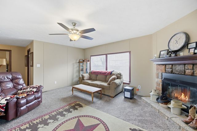 575 N Elm Street, Jennings, OK 74038