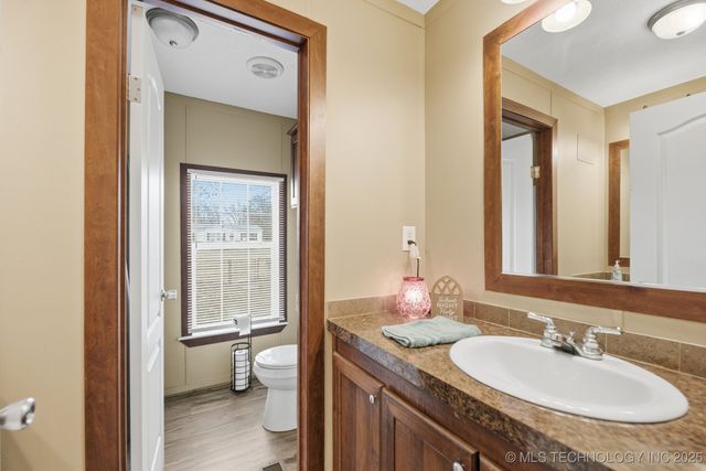 575 N Elm Street, Jennings, OK 74038