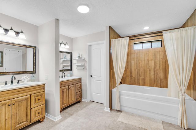 17323 Rabon Chapel Road, Montgomery, TX 77316
