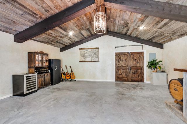 17323 Rabon Chapel Road, Montgomery, TX 77316