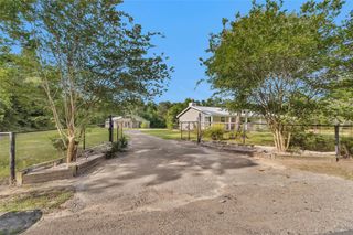 17323 Rabon Chapel Road, Montgomery, TX 77316