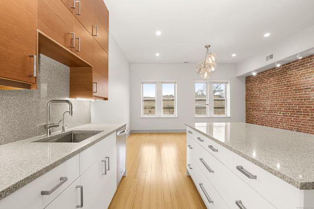 343 Greenwich Avenue 2nd Floor, Greenwich, CT 06830