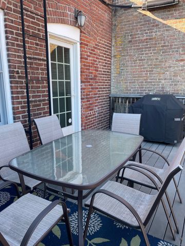 343 Greenwich Avenue 2nd Floor, Greenwich, CT 06830