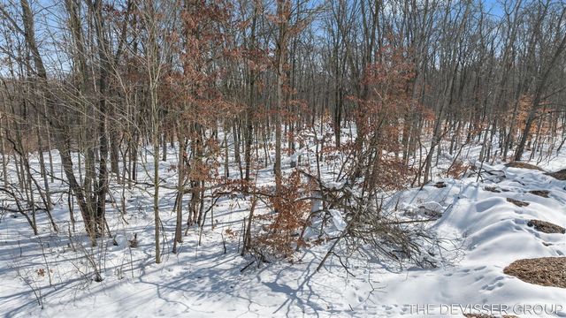 D Rolling Ridge Road Avenue, Allegan, MI 49010