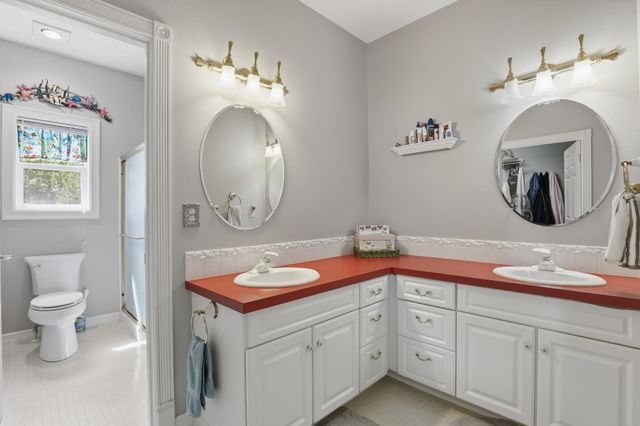 6909 W Ridgeway Dr, Deer Park, WA 99006
