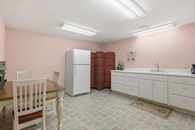 6909 W Ridgeway Dr, Deer Park, WA 99006