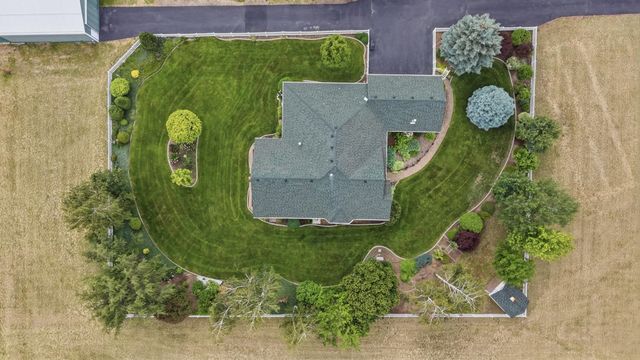 6909 W Ridgeway Dr, Deer Park, WA 99006