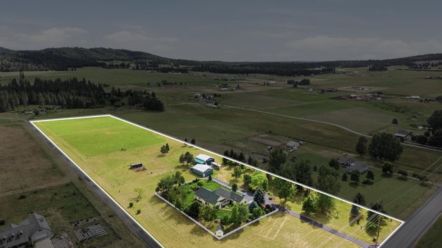 6909 W Ridgeway Dr, Deer Park, WA 99006