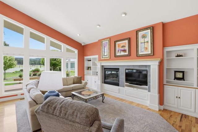 6909 W Ridgeway Dr, Deer Park, WA 99006
