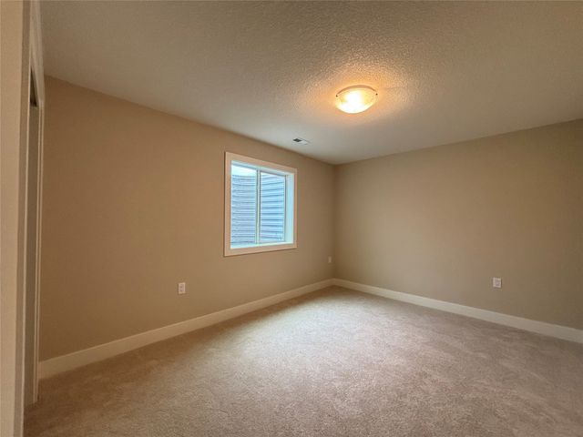 1216 SW 18th Court, Grimes, IA 50111