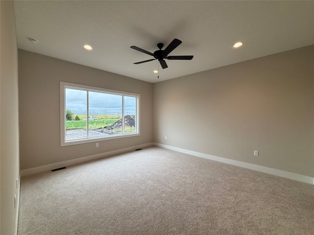 1216 SW 18th Court, Grimes, IA 50111