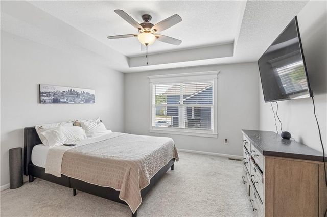 7831 N Walrond Avenue, Kansas City, MO 64119