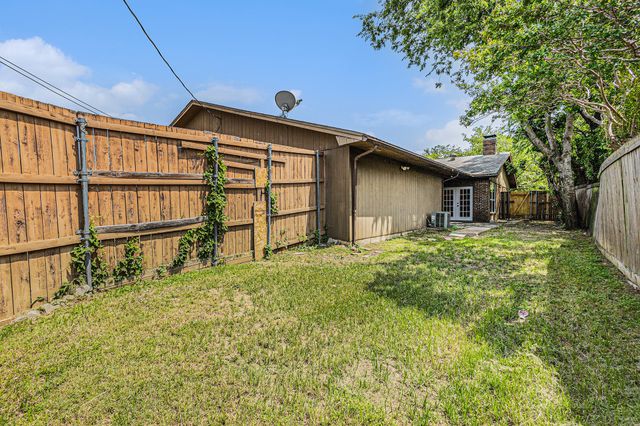 11349 Quail Run Street, Dallas, TX 75238