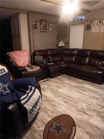 255 Redberry Road, Somerville, TX 77879