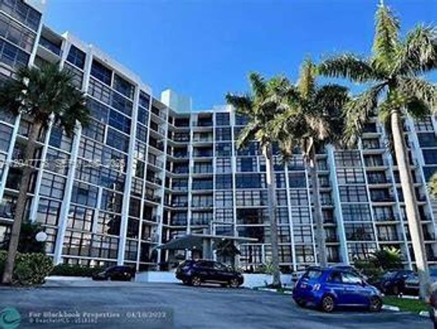 200 Leslie Dr 926, Hallandale Beach, FL 33009