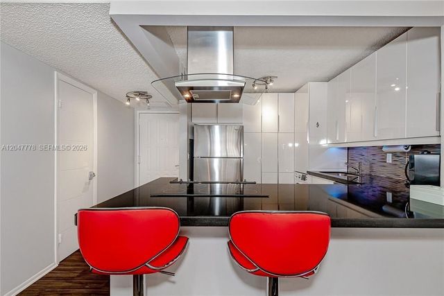 200 Leslie Dr 926, Hallandale Beach, FL 33009