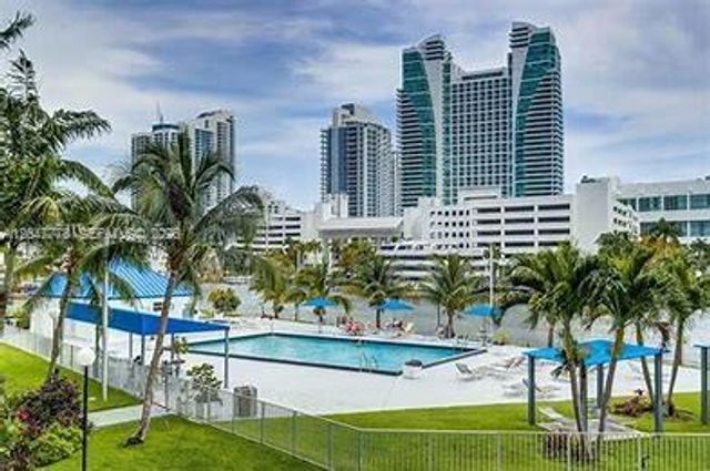 200 Leslie Dr 926, Hallandale Beach, FL 33009