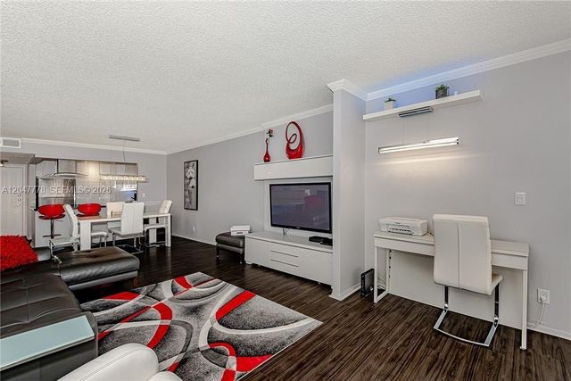 200 Leslie Dr 926, Hallandale Beach, FL 33009
