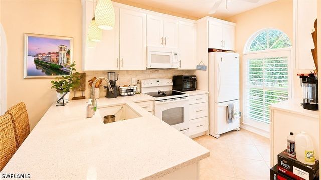 8274 Twelve Oaks CIR 126, Naples, FL 34113
