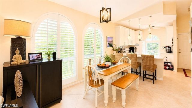 8274 Twelve Oaks CIR 126, Naples, FL 34113