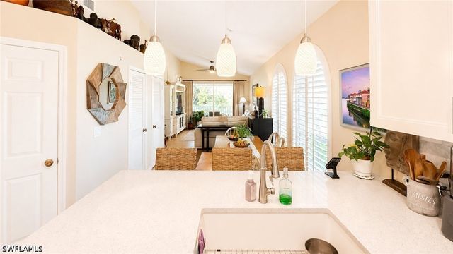 8274 Twelve Oaks CIR 126, Naples, FL 34113