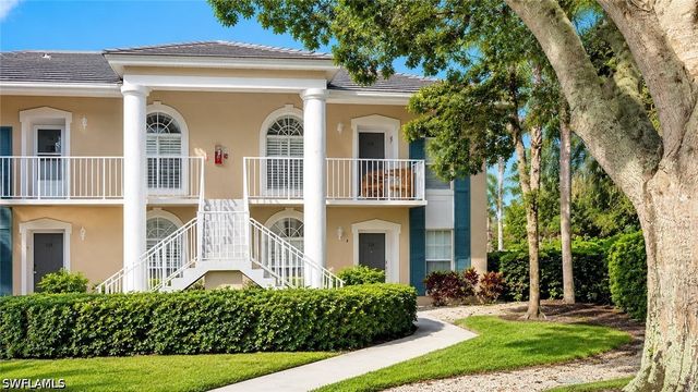 8274 Twelve Oaks CIR 126, Naples, FL 34113