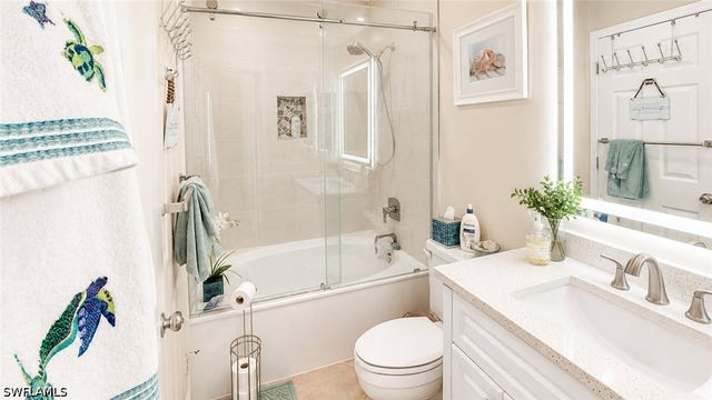 8274 Twelve Oaks CIR 126, Naples, FL 34113