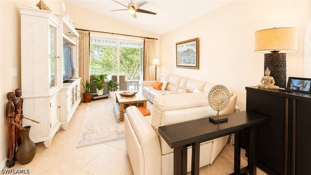 8274 Twelve Oaks CIR 126, Naples, FL 34113