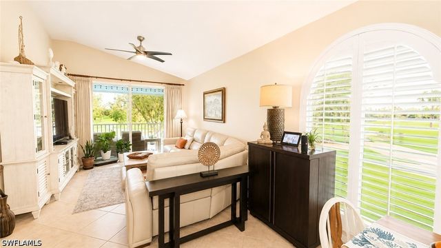8274 Twelve Oaks CIR 126, Naples, FL 34113